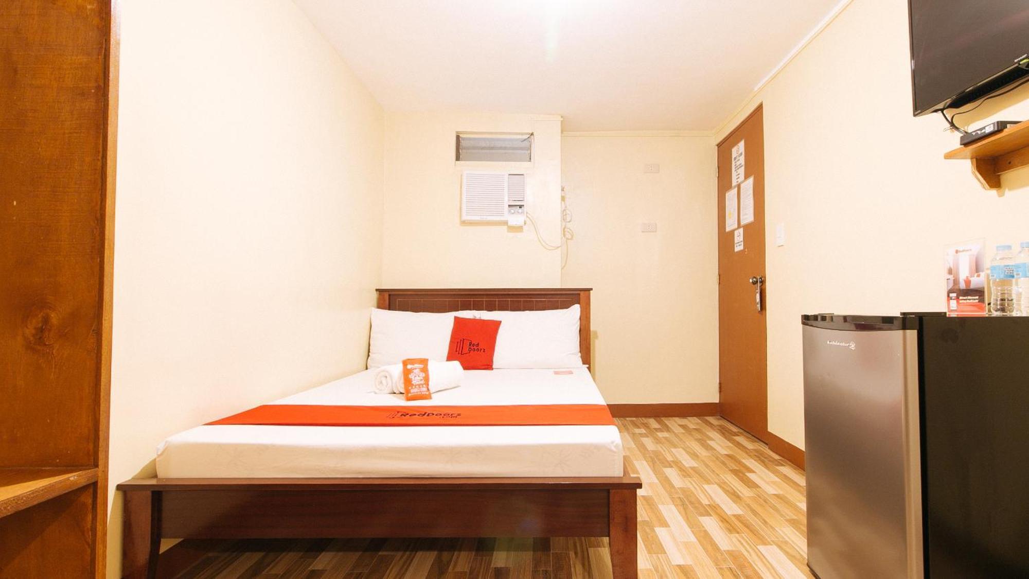 Reddoorz Near Pnr Espana Station Manila Luaran gambar