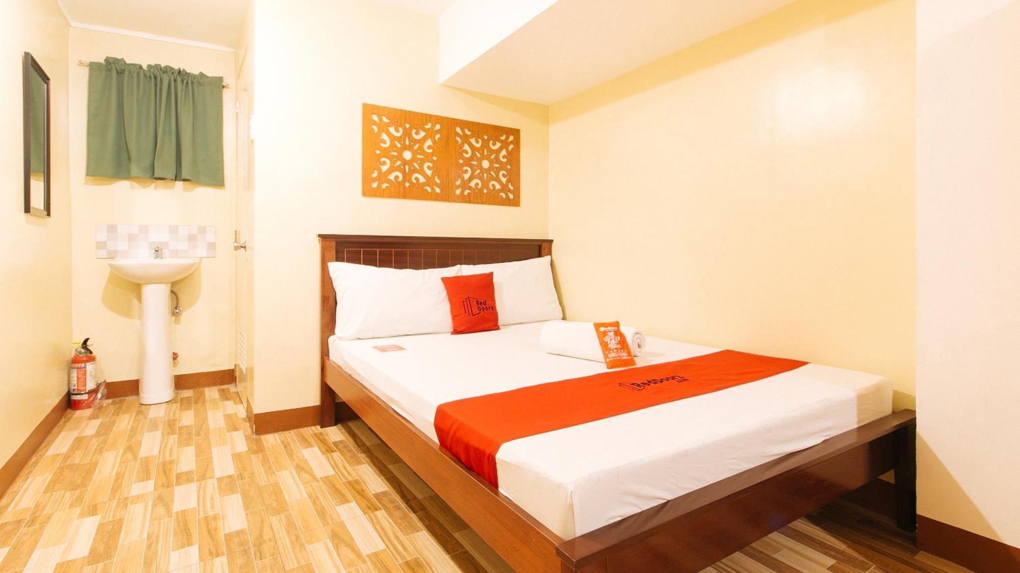 Reddoorz Near Pnr Espana Station Manila Luaran gambar