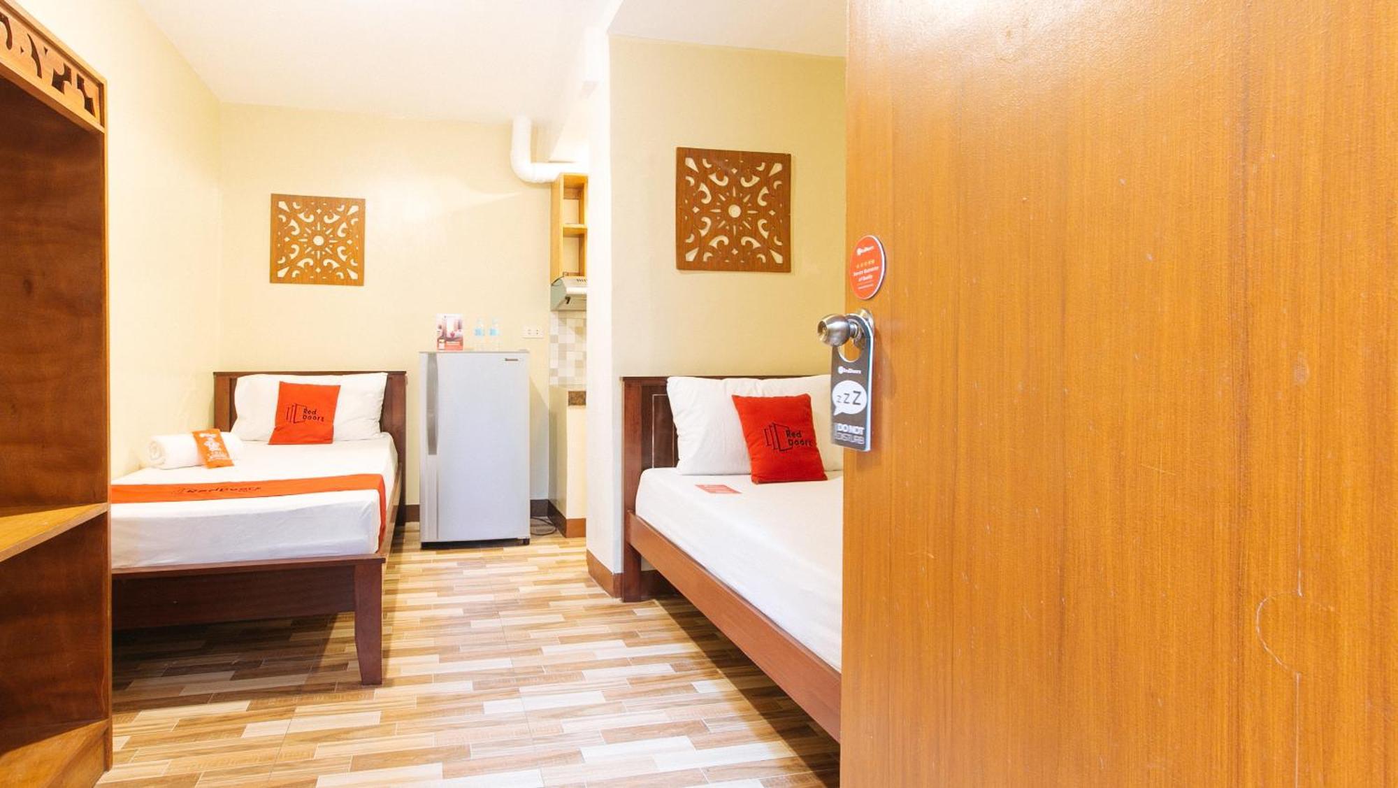 Reddoorz Near Pnr Espana Station Manila Luaran gambar