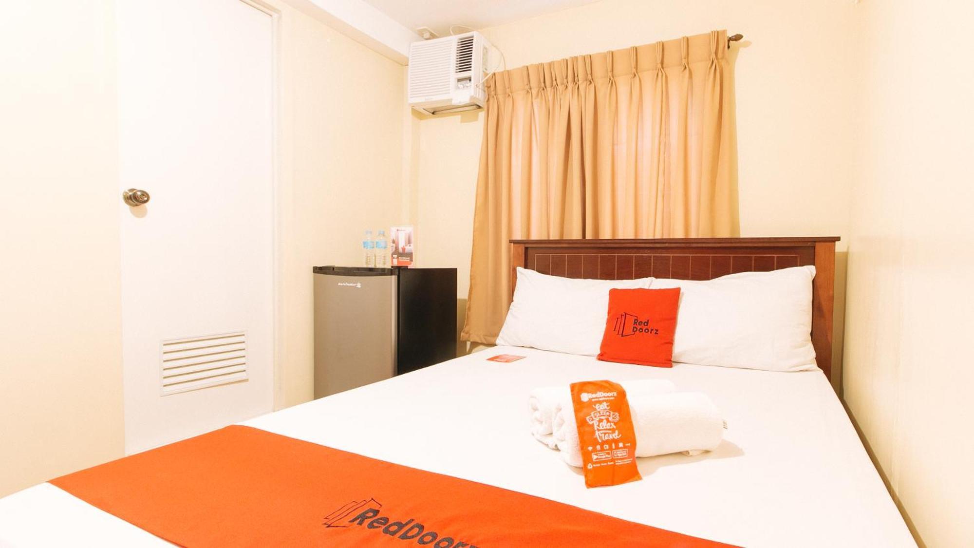 Reddoorz Near Pnr Espana Station Manila Luaran gambar